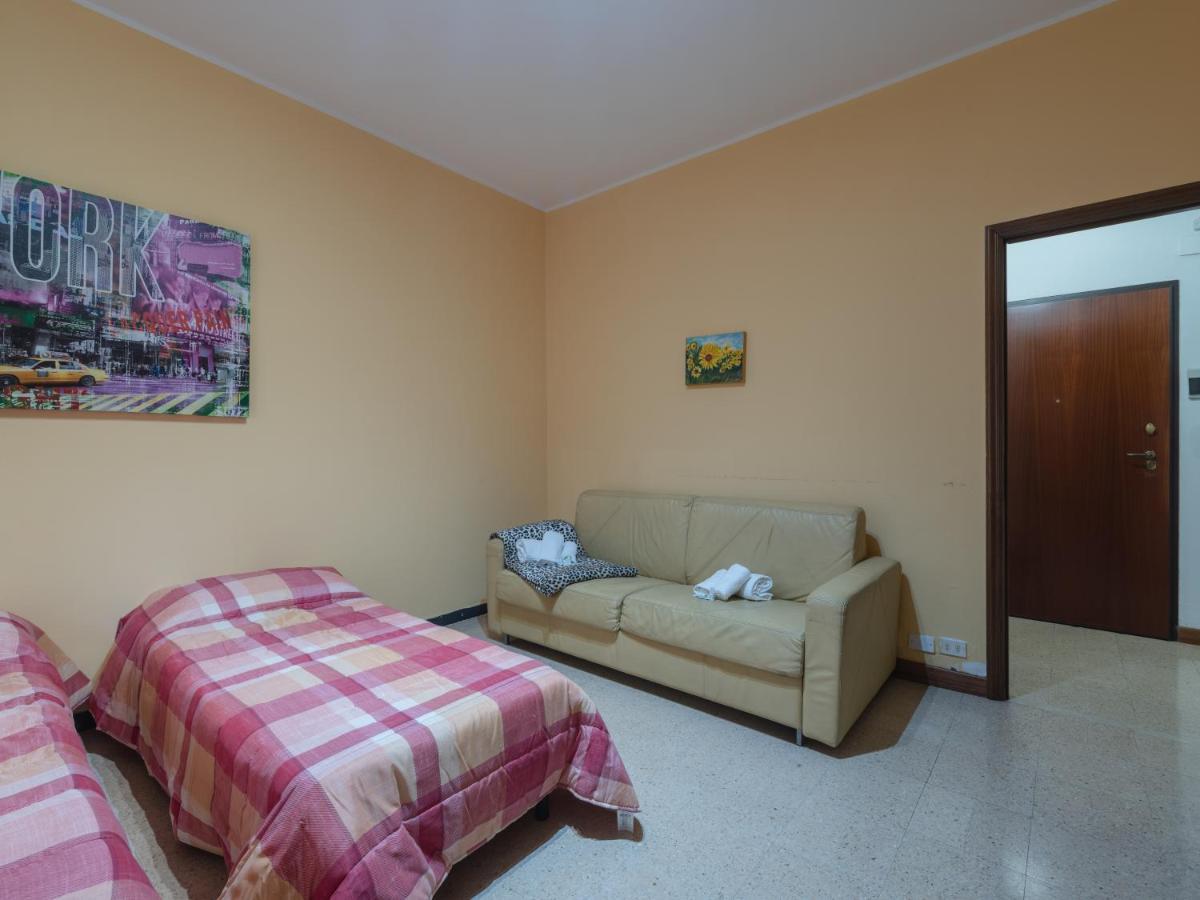 Casa Di Maty - Cozy Apartment With Balcony ลาสเปเซีย ภายนอก รูปภาพ