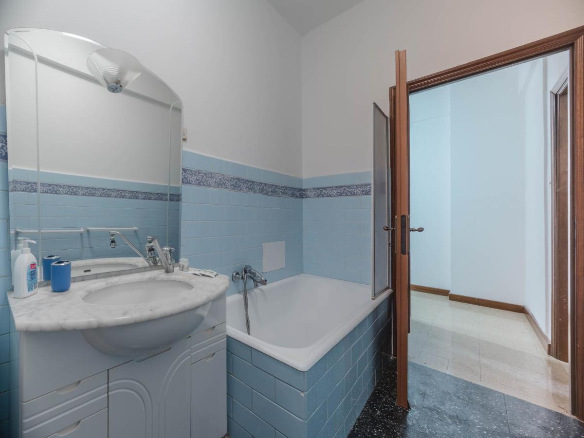 Casa Di Maty - Cozy Apartment With Balcony ลาสเปเซีย ภายนอก รูปภาพ