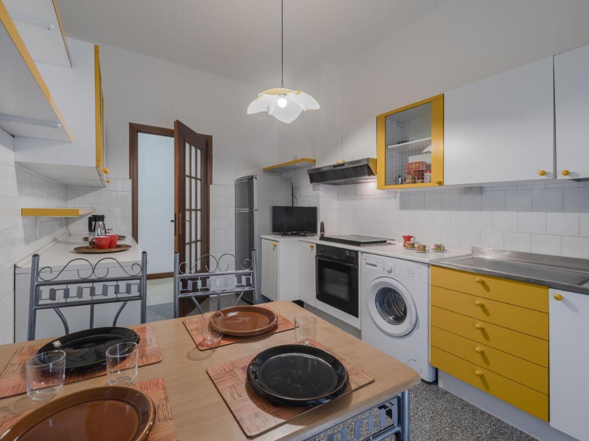 Casa Di Maty - Cozy Apartment With Balcony ลาสเปเซีย ภายนอก รูปภาพ
